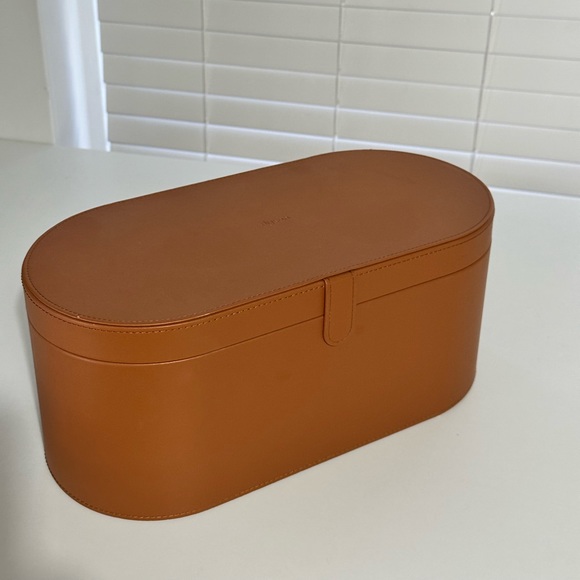 Dyson Airwrap - Picture 2 of 3